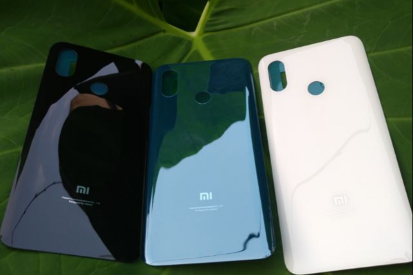 Nguyên nhân khiến nắp lưng Xiaomi bị xuống cấp Nguyên nhân khiến nắp lưng Xiaomi bị xuống cấp