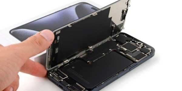 thay màn hình iphone 15 Pro Max