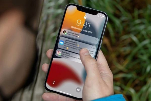 Nguyên nhân cần thu nhỏ màn hình iPhone