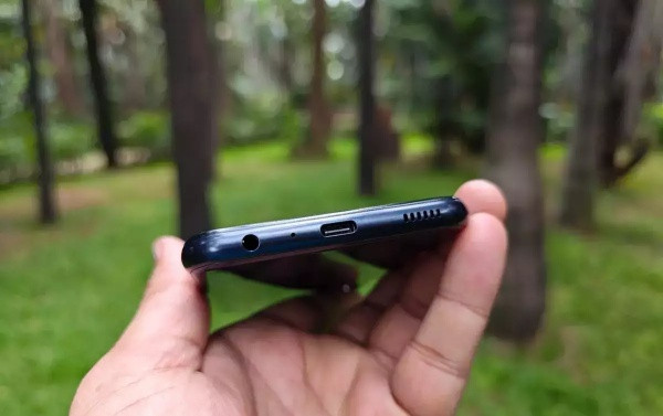 Nguyên nhân chân sạc Samsung M34 hư hỏng