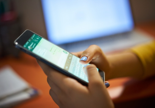 Nhắn tin an toàn với WhatsApp mã hóa đầu cuối