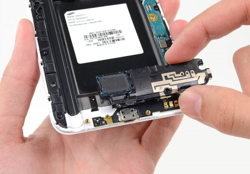 Những trường hợp cần thay loa ngoài Samsung A55