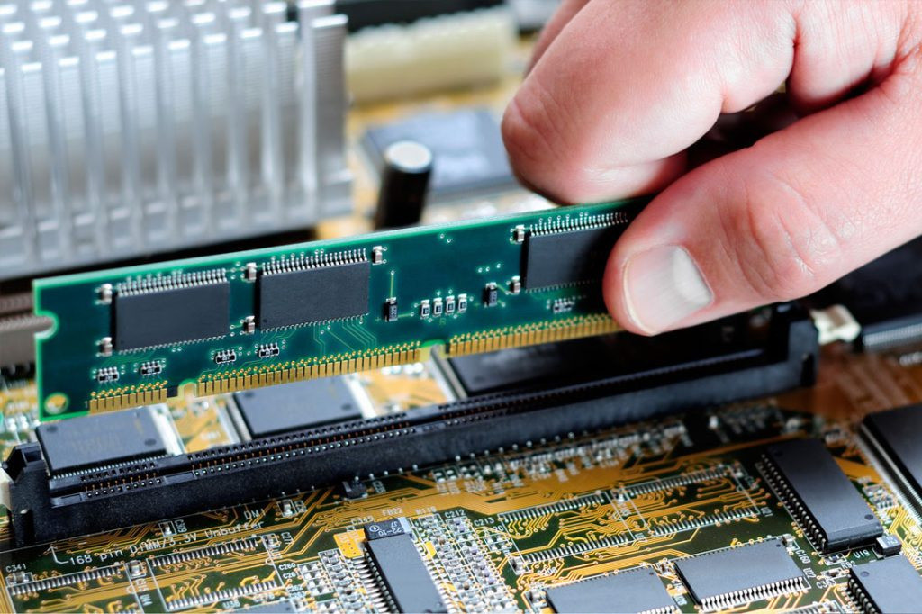Phân biệt RAM laptop và RAM PC
