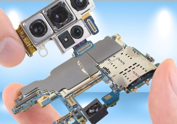 Quy trình thay camera Samsung tại FASTCARE ra sao?