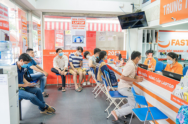 Thay camera trước Xiaomi Redmi A2 uy tín tại FASTCARE