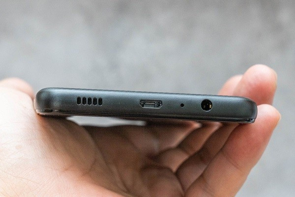  thay chân sạc Samsung A55