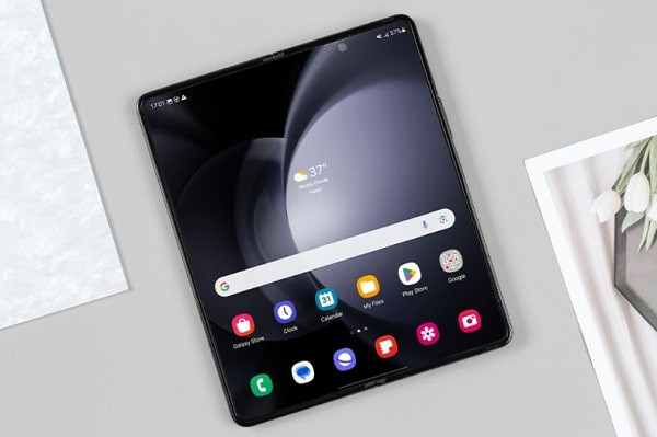 Thay pin Samsung Z Fold 5 nhanh chóng