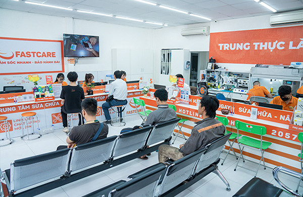 Địa chỉ uy tín thay nắp lưng Xiaomi Redmi Note 13 Pro