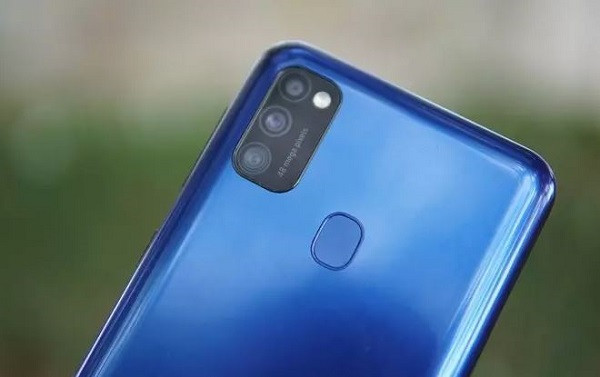 Camera Sau Samsung M21