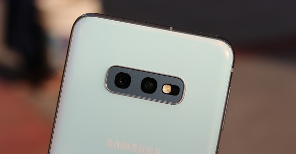 camera sau Samsung S10e camera sau Samsung S10e