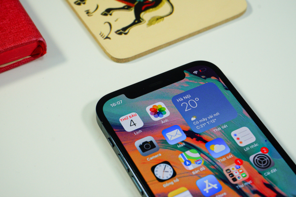 Khi nào nên thay IC cảm ứng iPhone 12