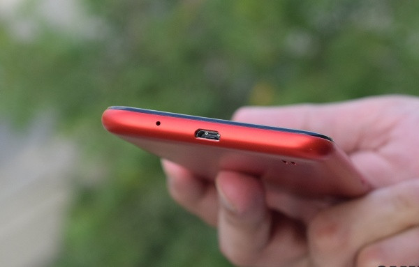 Khi nào thay chân sạc Samsung A01?