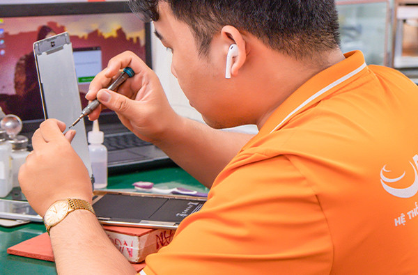 Kỹ thuật FASTCARE nhiều kinh nghiệm và tay nghề cao