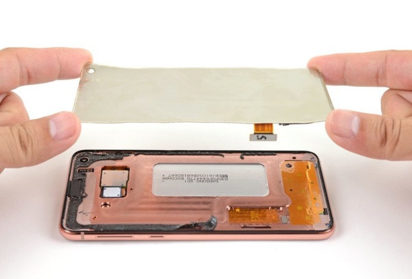Lưu ý khi thay màn hình Samsung S10e
