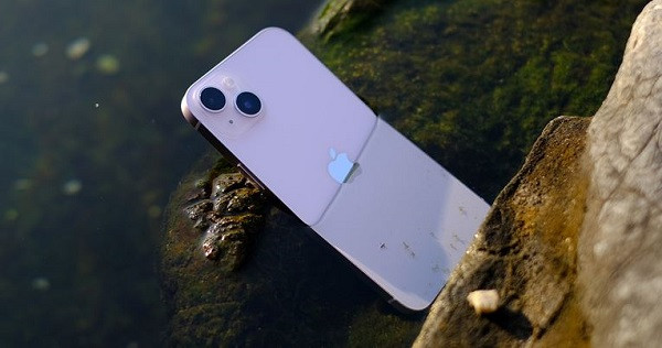 Nguyên nhân iPhone 14 Plus hư IC cảm ứng