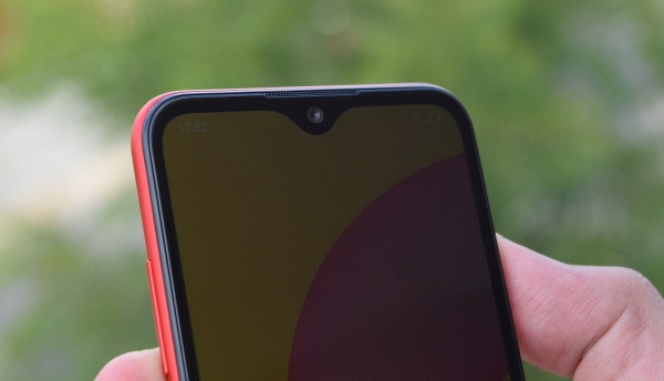 Tại sao camera trước Samsung A01 hư hỏng?