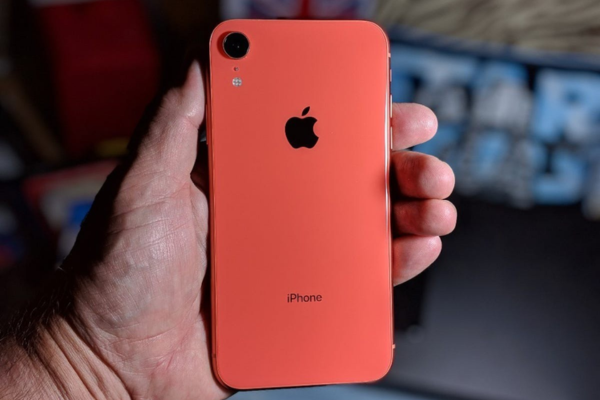 Thay IC sạc iPhone XR