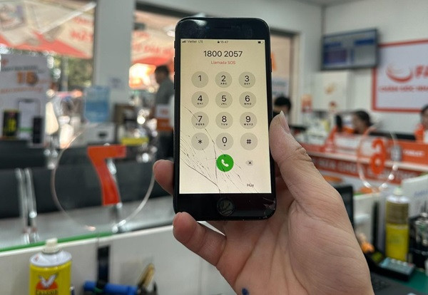 Thay mặt kính iPhone 7 Thay mặt kính iPhone 7