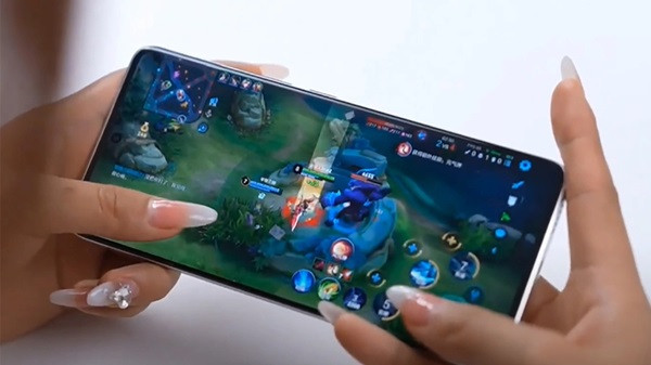 Thay mặt kính Xiaomi Redmi Note 13 Pro Plus