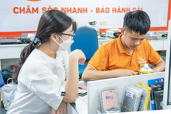 Thay mic Xiaomi Redmi A3 ở FASTCARE