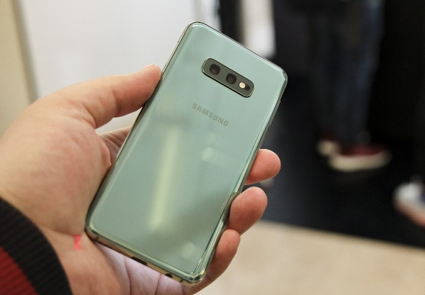Vỏ Samsung S10e