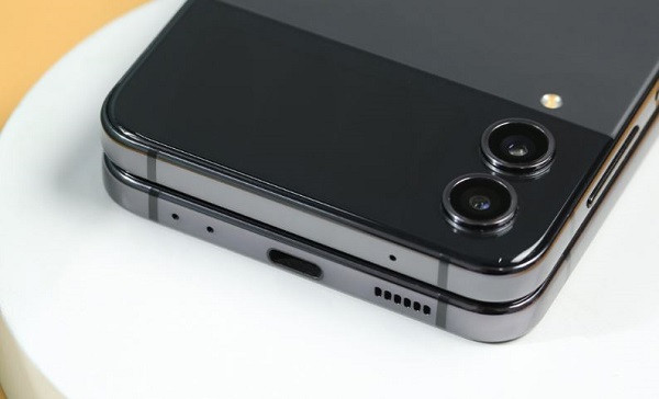 Chân sạc Samsung Z Flip 4