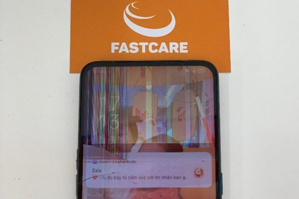 Sọc màn hình Oppo sửa bao nhiêu tiền
