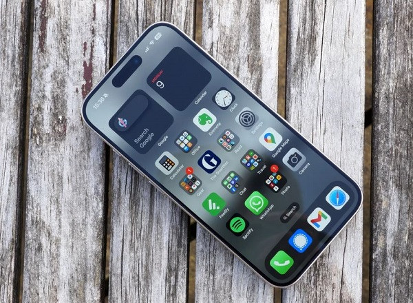 iPhone 15 Pro hư IC cảm ứng