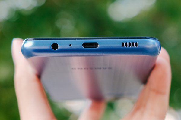 Khi nào nên thay loa ngoài Samsung M12
