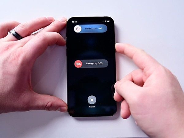 iPhone quay video bị mờ iPhone quay video bị mờ