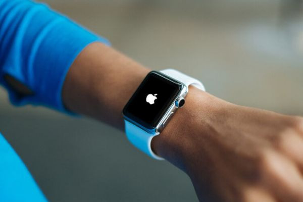 Apple Watch bị hở màn hình
