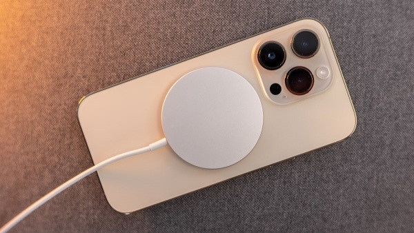 Lưu ý khi thay IC sạc iPhone 14 Pro Max