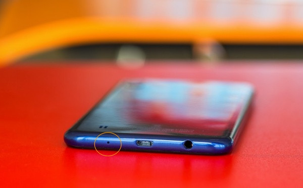 Mic Samsung M10 hư do đâu?
