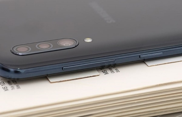 Nguyên nhân Samsung A30s hư nút nguồn