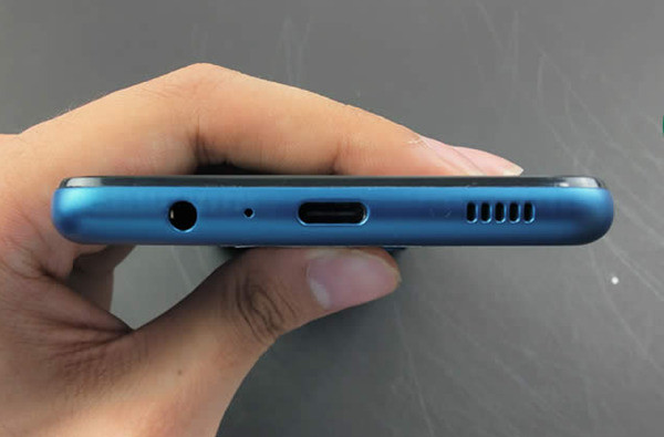 Tác nhân khiến chân sạc Samsung M30s bị hỏng