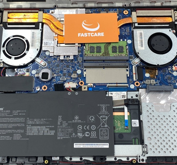 Tại sao bạn cần vệ sinh laptop Asus?