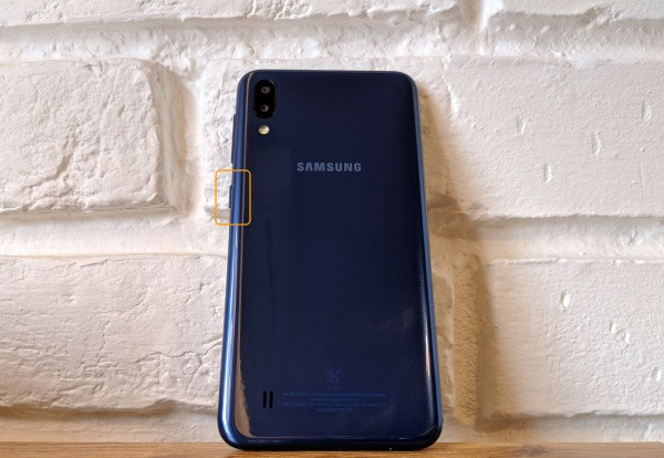Tại sao nút nguồn Samsung M10 hư hỏng? Tại sao nút nguồn Samsung M10 hư hỏng?
