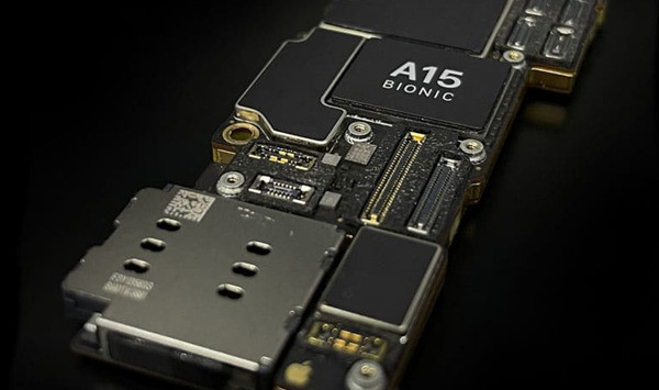 Thay IC nguồn iPhone 12