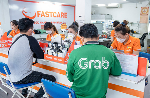 Thay nắp lưng Samsung Note 20 ở FASTCARE