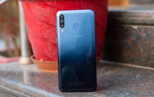 Thay nắp Samsung M30 Thay nắp Samsung M30