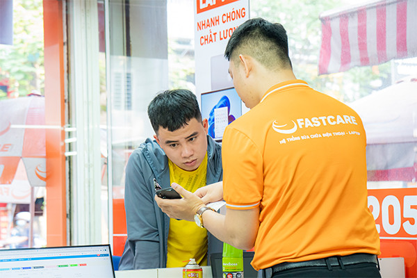 Thay nút nguồn A60 tận tâm Thay nút nguồn A60 tận tâm