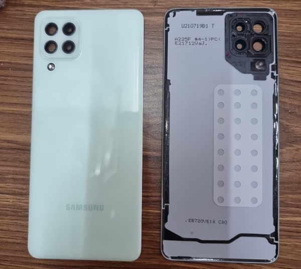Trường hợp nào cần thay nắp lưng Samsung A22