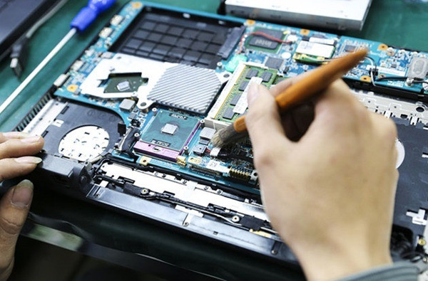 Vệ sinh laptop HP