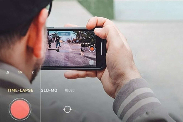 iPhone quay video bị mờ iPhone quay video bị mờ