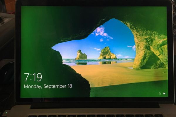 Lỗi màn hình MacBook Pro 2017