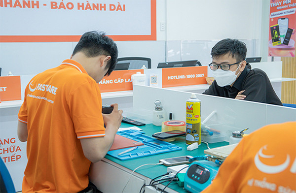 Có thể tự thay kính camera Oppo A56 tại nhà được không