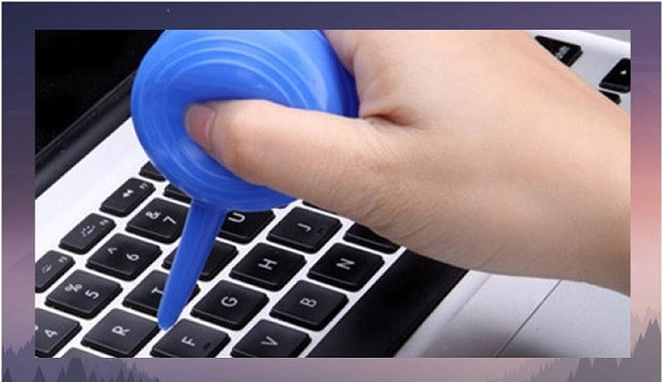 Dùng bóng xịt bụi
