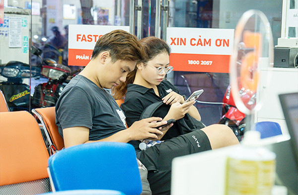 FASTCARE- Địa chỉ thay kính camera Oppo A3x uy tín