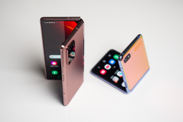 Khi nào nên thay cáp gập Samsung Z Flip 2?