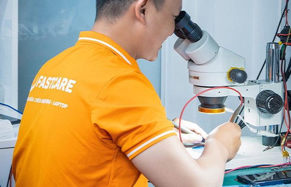 kỹ thuạt thay camera sau Xiaomi Redmi A1 chuyên nghiệp